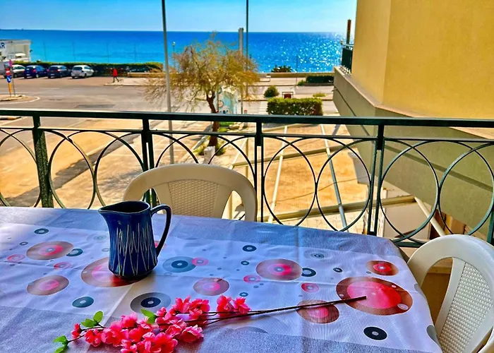 Exclusive Sea View Lejlighed